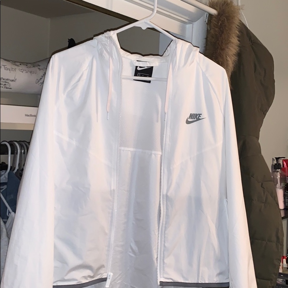 Nike windbreaker